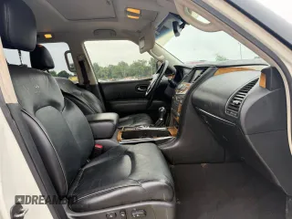 2014 Infiniti QX80 z VIN JN8AZ2NF3E9554806, wystawiony jako Copart lot #59925155 z przebiegiem 185 769 mil mil oraz Czysty tytuł • Clean title. Historia ofert i sprzedaży dostępna na DreamBid. Obrazek 5.