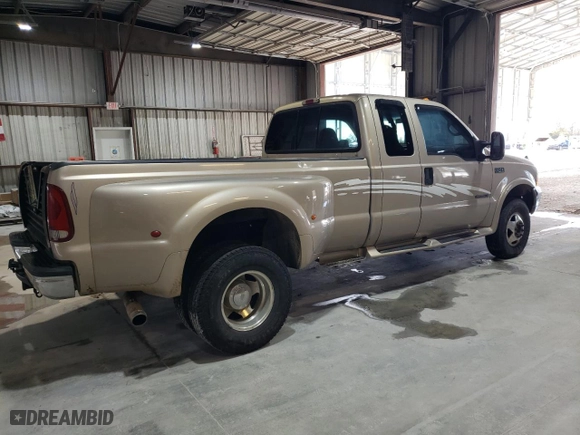 1999 Ford Super Duty F-350 DRW XL with VIN 1FTWX33FXXEF02759, listed as a Copart auction lot 79037294 with 338,401 mi miles and Salvage Title. Bid and sale history available at carsss.com. Image 3.