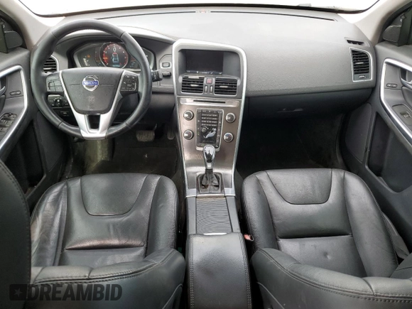 2015 Volvo XC60 T5 Drive-E Premier z VIN YV440MDB6F2606689, wystawiony jako Copart lot #61308275 z przebiegiem 182 318 mil mil oraz Czysty tytuł • Clean title. Historia ofert i sprzedaży dostępna na DreamBid. Obrazek 8.