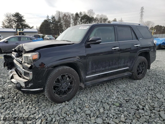 2020 Toyota 4Runner SR5 with VIN JTEBU5JR2L5756424, listed as a Copart auction lot 42263915 with 57,556 mi miles and Salvage Title. Bid and sale history available at carsss.com. Image 1.