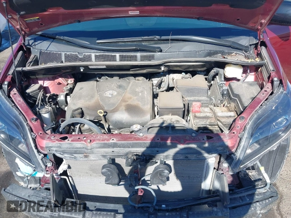 2020 Toyota Sienna SE with VIN 5TDXZ3DC8LS053685, listed as a IAAI auction lot 42304380 with 40,812 mi miles and . Bid and sale history available at DreamBid. Image 10.