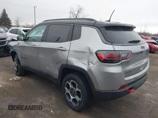 2022 Jeep Compass Trailhawk with VIN 3C4NJDDB3NT128118, listed as a IAAI auction lot 41664845 with 32,660 mi miles and . Bid and sale history available at DreamBid. Image 3.