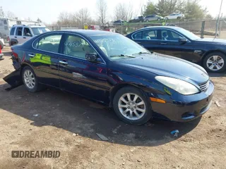 2002 Lexus ES 300 with VIN JTHBF30G620086129, listed as a IAAI auction lot 41785373 with 170,043 mi miles. Bid and sale history available at carsss.com. Image 1.