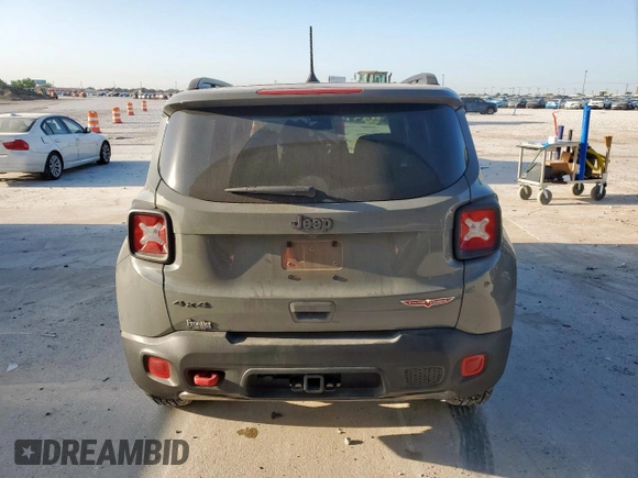 2022 Jeep Renegade Trailhawk with VIN ZACNJDC19NPN63173, listed as a Copart auction lot 52778065 with 18,988 mi miles and Salvage Title. Bid and sale history available at DreamBid. Image 6.