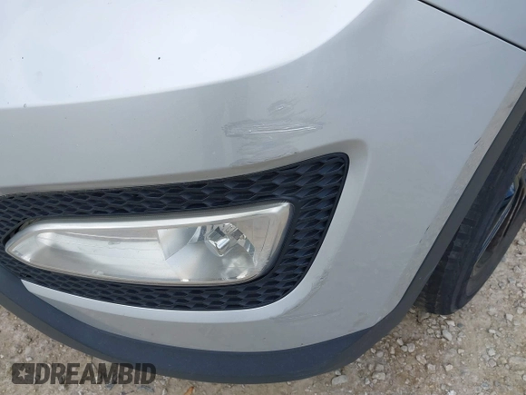 2013 Hyundai Santa Fe Sport z VIN 5XYZUDLA8DG055576, wystawiony jako IAAI lot #42392636 z przebiegiem 165 096 mil mil oraz . Historia ofert i sprzedaży dostępna na DreamBid. Obrazek 6.
