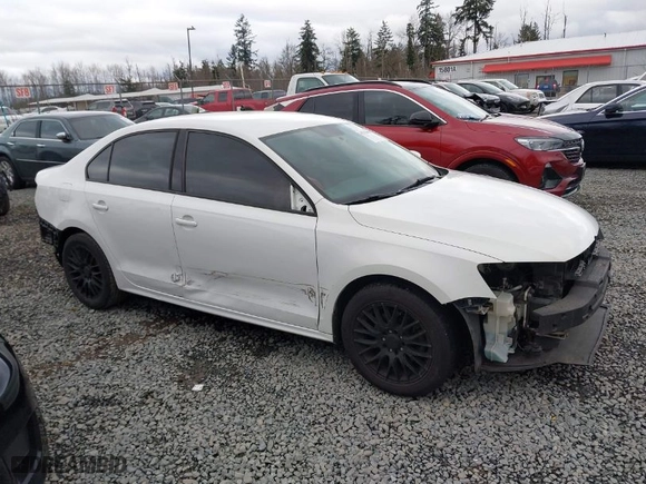 2011 Volkswagen Jetta Sedan SE w/Convenience with VIN 3VWDX7AJ7BM304288, listed as a IAAI auction lot 41702884 with 144,839 mi miles. Bid and sale history available at carsss.com. Image 14.