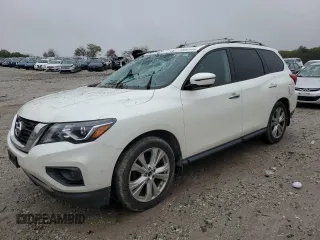 2018 Nissan Pathfinder SL z VIN 5N1DR2MM5JC613095, wystawiony jako Copart lot #55893495 z przebiegiem 124 647 mil mil oraz Szkoda całkowita • Salvage title. Historia ofert i sprzedaży dostępna na DreamBid. Obrazek 1.