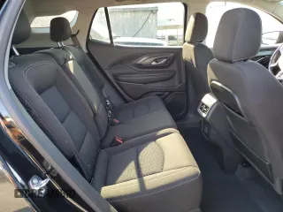 2024 GMC Terrain SLE z VIN 3GKALMEGXRL315692, wystawiony jako Copart lot #60173555 z przebiegiem 20 270 mil mil oraz Czysty tytuł • Clean title. Historia ofert i sprzedaży dostępna na DreamBid. Obrazek 11.