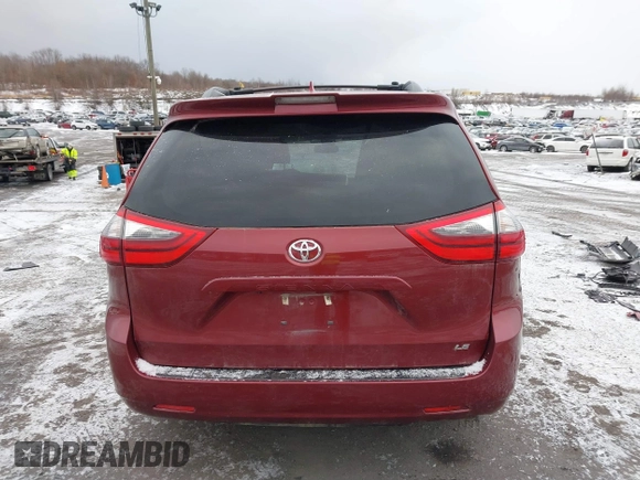 2020 Toyota Sienna LE Auto Access Seat with VIN 5TDKZ3DCXLS053763, listed as a IAAI auction lot 41427752 with 93,761 mi miles. Bid and sale history available at carsss.com. Image 16.