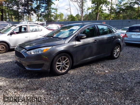 2018 Ford Focus SE z VIN 1FADP3FE0JL284107, wystawiony jako IAAI lot #42815845 z przebiegiem 110 155 mil mil oraz . Historia ofert i sprzedaży dostępna na DreamBid. Obrazek 17.