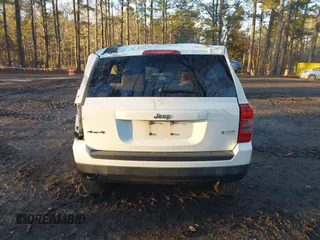 2011 Jeep Patriot Latitude with VIN 1J4NF1GBXBD207180, listed as a IAAI auction lot 41327968 with 166,564 mi miles and . Bid and sale history available at DreamBid. Image 17.