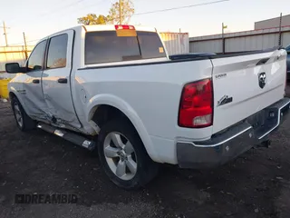 2015 Ram 1500 Lone Star z VIN 1C6RR6LT5FS630364, wystawiony jako IAAI lot #40845483 z przebiegiem 180 012 mil mil oraz . Historia ofert i sprzedaży dostępna na DreamBid. Obrazek 3.