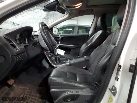 2016 Volvo XC60 T6 Drive-E with VIN YV449MRK0G2906048, listed as a Copart auction lot 52173045 with 84,626 mi miles and Salvage Title. Bid and sale history available at carsss.com. Image 7.