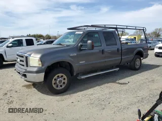 2005 Ford F-250 XL z VIN 1FTSW21P55EC86436, wystawiony jako Copart lot #48553635 z przebiegiem 172 583 mil mil oraz Szkoda całkowita • Salvage title. Historia ofert i sprzedaży dostępna na DreamBid. Obrazek 1.