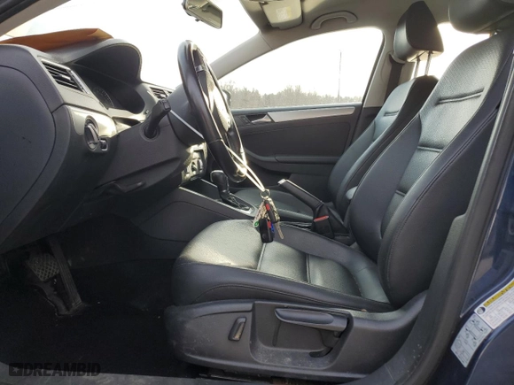 2014 Volkswagen Jetta Sedan SE w/Connectivity/Sunroof PZEV with VIN 3VWD17AJ6EM321797, listed as a Copart auction lot 43522375 with 63,584 mi miles and Salvage Title. Bid and sale history available at carsss.com. Image 7.