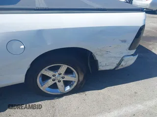 2018 Ram 1500 Tradesman с VIN 1C6RR6FT8JS149433, выставлен на аукционе IAAI как лот 42332005 с пробегом 68 531 миль миль и . История ставок и продаж доступна на DreamBid. Изображение 6.