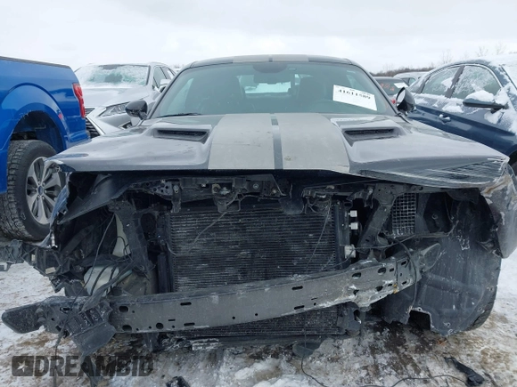 2017 Dodge Challenger SXT Plus z VIN 2C3CDZAG1HH535125, wystawiony jako IAAI lot #41611589 z przebiegiem 56 588 mil mil oraz . Historia ofert i sprzedaży dostępna na DreamBid. Obrazek 13.