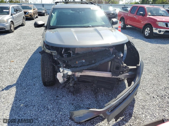 2023 Ford Explorer XLT with VIN 1FMSK8DH4PGB31382, listed as a Copart auction lot 47309625 with 12,657 mi miles and Salvage Title. Bid and sale history available at carsss.com. Image 5.