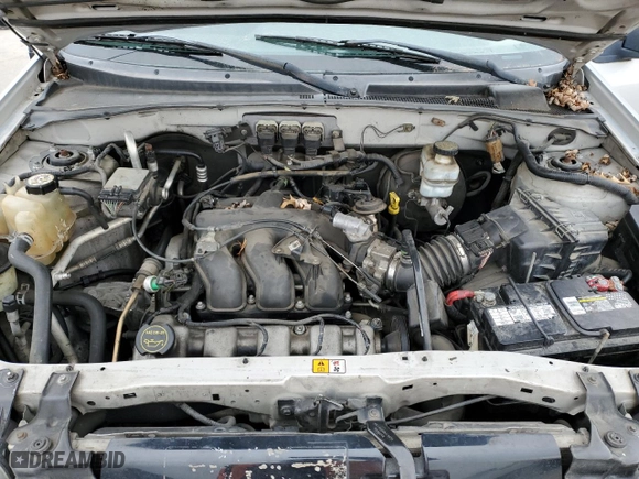 2005 Ford Escape Limited with VIN 1FMYU04125KE23079, listed as a Copart auction lot 45588415 with 226,071 mi miles and Salvage Title. Bid and sale history available at carsss.com. Image 12.