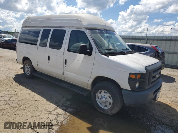 2013 Ford Econoline Cargo Commercial with VIN 1FTNE2EW5DDB06085, listed as a Copart auction lot 62732735 with 262,016 mi miles and Clean title. Bid and sale history available at DreamBid. Image 4.