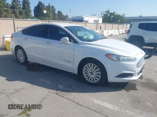 2014 Ford Fusion SE Hybrid with VIN 3FA6P0LU5ER256992, listed as a IAAI auction lot 42229147 with 235,583 mi miles and . Bid and sale history available at DreamBid. Image 1.