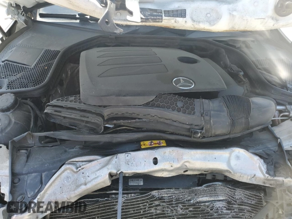 2019 Mercedes-Benz C 300 z VIN WDDWF8DB9KR515666, wystawiony jako Copart lot #57494005 z przebiegiem 101 439 mil mil oraz Tytuł czysty. Historia ofert i sprzedaży dostępna na DreamBid. Obrazek 11.