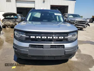 2021 Ford Bronco Sport Outer Banks z VIN 3FMCR9C69MRA98325, wystawiony jako Copart lot #47643515 z przebiegiem 63 738 mil mil oraz Szkoda całkowita • Salvage title. Historia ofert i sprzedaży dostępna na DreamBid. Obrazek 5.