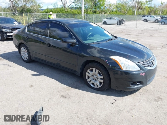 2010 Nissan Altima 2.5 S with VIN 1N4AL2AP2AN449550, listed as a IAAI auction lot 41542501 with 132,314 mi miles. Bid and sale history available at carsss.com. Image 1.