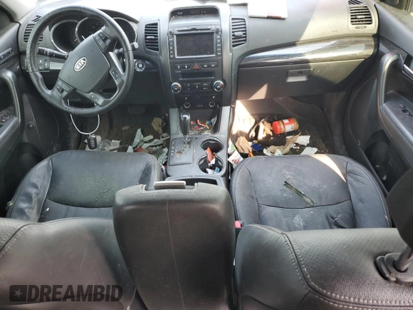 2013 Kia Sorento EX with VIN 5XYKU4A60DG394087, listed as a Copart auction lot 60324665 with 130,736 mi miles and Salvage title. Bid and sale history available at DreamBid. Image 8.