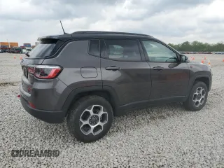 2022 Jeep Compass Trailhawk with VIN 3C4NJDDB9NT233908, listed as a Copart auction lot 56428125 with 16,570 mi miles and Salvage title. Bid and sale history available at DreamBid. Image 3.