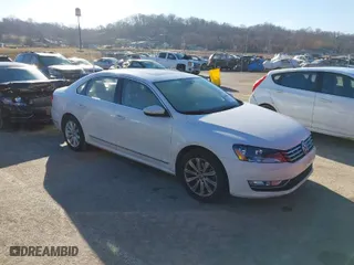 2012 Volkswagen Passat SEL with VIN 1VWCP7A35CC090109, listed as a IAAI auction lot 41640028 with 115,934 mi miles. Bid and sale history available at carsss.com. Image 1.