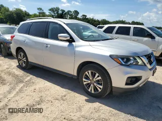 2017 Nissan Pathfinder SV with VIN 5N1DR2MN3HC687473, listed as a Copart auction lot 63376195 with 69,600 mi miles and Salvage title. Bid and sale history available at DreamBid. Image 4.