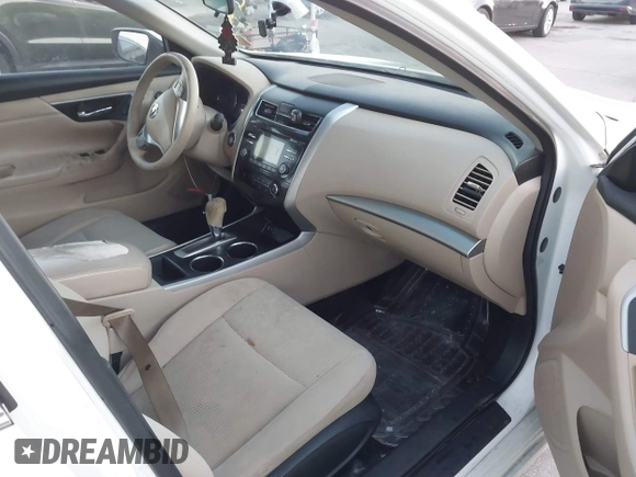 2015 Nissan Altima S with VIN 1N4AL3AP5FN398882, listed as a IAAI auction lot 41084306 with 218,977 mi miles and . Bid and sale history available at DreamBid. Image 5.