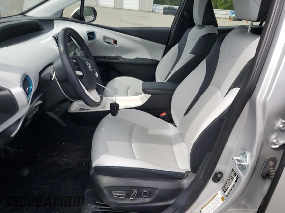 2017 Toyota Prius Two with VIN JTDKARFU2H3049392, listed as a Copart auction lot 55634485 with 32,405 mi miles and Salvage Title. Bid and sale history available at DreamBid. Image 7.