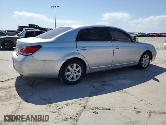 2007 Toyota Avalon XL z VIN 4T1BK36B07U219830, wystawiony jako Copart lot #53327725 z przebiegiem 147 116 mil mil oraz Szkoda całkowita • Salvage title. Historia ofert i sprzedaży dostępna na DreamBid. Obrazek 3.