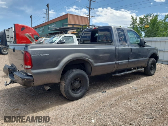 2002 Ford F-250 XL z VIN 1FTNX21F32ED23500, wystawiony jako Copart lot #58226635 z przebiegiem Nie podano mil oraz Szkoda całkowita • Salvage title. Historia ofert i sprzedaży dostępna na DreamBid. Obrazek 3.