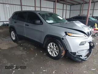 2015 Jeep Cherokee Sport z VIN 1C4PJMAB0FW613972, wystawiony jako IAAI lot #42078623 z przebiegiem 162 052 mil mil oraz . Historia ofert i sprzedaży dostępna na DreamBid. Obrazek 1.