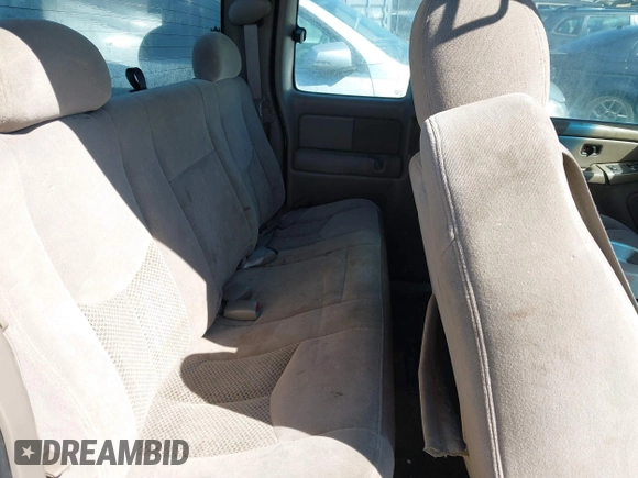 2004 Chevrolet Silverado 1500 LS with VIN 2GCEC19V341119737, listed as a IAAI auction lot 41766415 with 279,467 mi miles and . Bid and sale history available at DreamBid. Image 8.