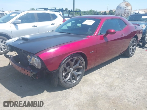 2019 Dodge Challenger R/T z VIN 2C3CDZBT2KH751102, wystawiony jako IAAI lot #42249713 z przebiegiem 35 552 mil mil oraz . Historia ofert i sprzedaży dostępna na DreamBid. Obrazek 2.