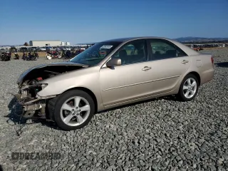 2005 Toyota Camry LE with VIN 4T1BE30K15U982436, listed as a Copart auction lot 62937925 with 60,839 mi miles and Salvage title. Bid and sale history available at DreamBid. Image 1.