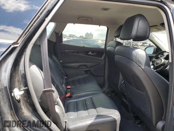 2016 Kia Sorento EX with VIN 5XYPH4A19GG005627, listed as a Copart auction lot 63580745 with 174,611 mi miles and Salvage title. Bid and sale history available at DreamBid. Image 11.