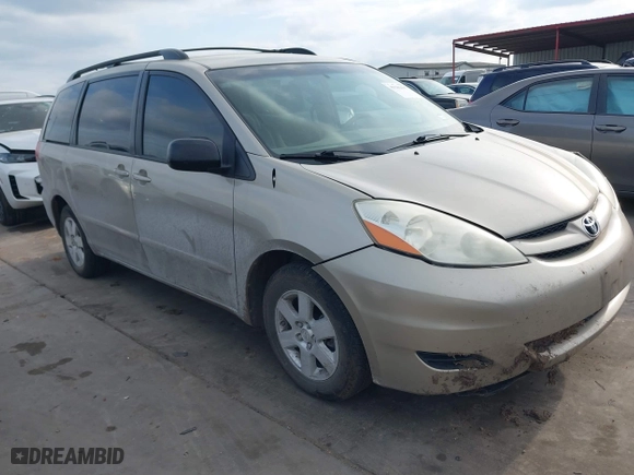 2010 Toyota Sienna CE with VIN 5TDKK4CC9AS311702, listed as a IAAI auction lot 41586415 with 206,453 mi miles. Bid and sale history available at carsss.com. Image 1.