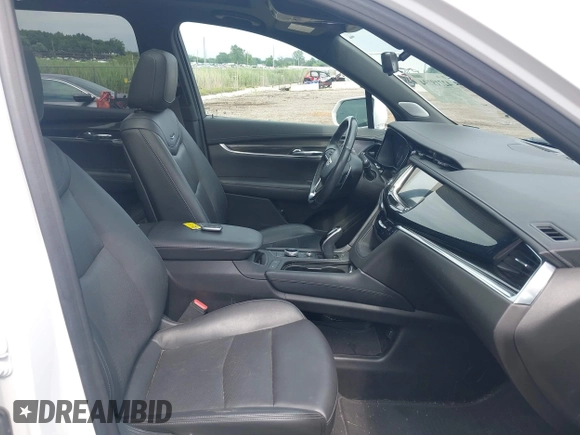 2020 Cadillac XT6 AWD Sport with VIN 1GYKPGRS0LZ140979, listed as a IAAI auction lot 42719794 with 111,420 mi miles and . Bid and sale history available at DreamBid. Image 5.
