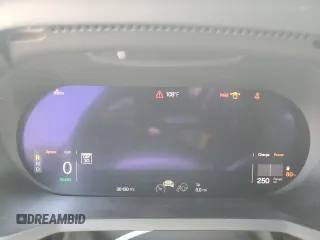 2023 Polestar 2 z VIN YSMEG3KA6PL116499, wystawiony jako Copart lot #58602665 z przebiegiem 30 130 mil mil oraz Tytuł czysty. Historia ofert i sprzedaży dostępna na DreamBid. Obrazek 9.