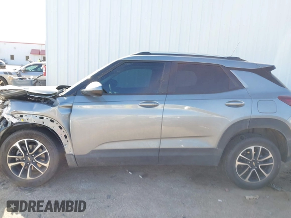 2024 Chevrolet TrailBlazer LT with VIN KL79MPSL9RB117067, listed as a IAAI auction lot 41646655 with 37,713 mi miles and . Bid and sale history available at DreamBid. Image 14.