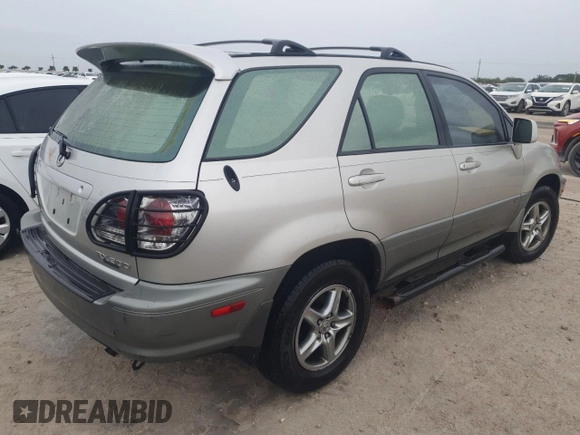 2002 Lexus RX 300 with VIN JTJHF10U420263392, listed as a Copart auction lot 80986884 with 206,058 mi miles and Non Repairable. Bid and sale history available at carsss.com. Image 3.