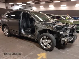 2022 Acura MDX w/A-Spec Package with VIN 5J8YE1H09NL050997, listed as a IAAI auction lot 42202385 with 15,076 mi miles and . Bid and sale history available at DreamBid. Image 1.