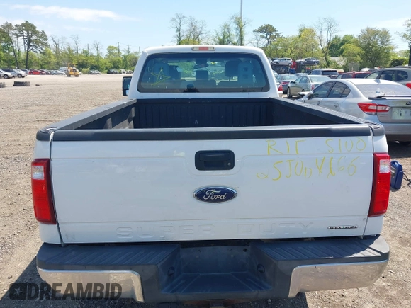 2015 Ford F-250 XLT z VIN 1FT7X2A6XFEB14897, wystawiony jako IAAI lot #42218738 z przebiegiem Nie podano mil oraz . Historia ofert i sprzedaży dostępna na DreamBid. Obrazek 15.