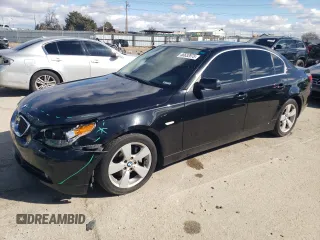 2007 BMW 5 Series 525xi z VIN WBANF335X7CW69203, wystawiony jako Copart lot #46632675 z przebiegiem 115 517 mil mil oraz Szkoda całkowita • Salvage title. Historia ofert i sprzedaży dostępna na DreamBid. Obrazek 1.