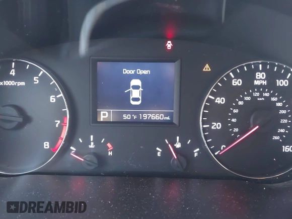 2014 Kia Cadenza Limited with VIN KNALN4D76E5143751, listed as a IAAI auction lot 42067722 with 197,660 mi miles. Bid and sale history available at carsss.com. Image 7.